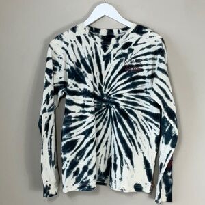 Dickies woman’s log sleeve tie dye shirt